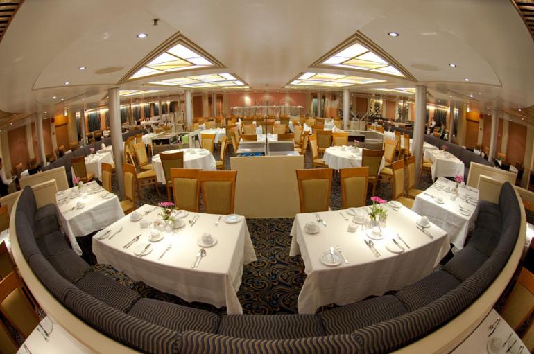 Cruise Restaurant